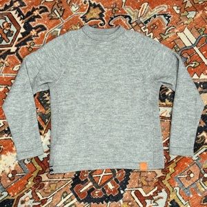 Paka sweater women’s medium grey alpaca